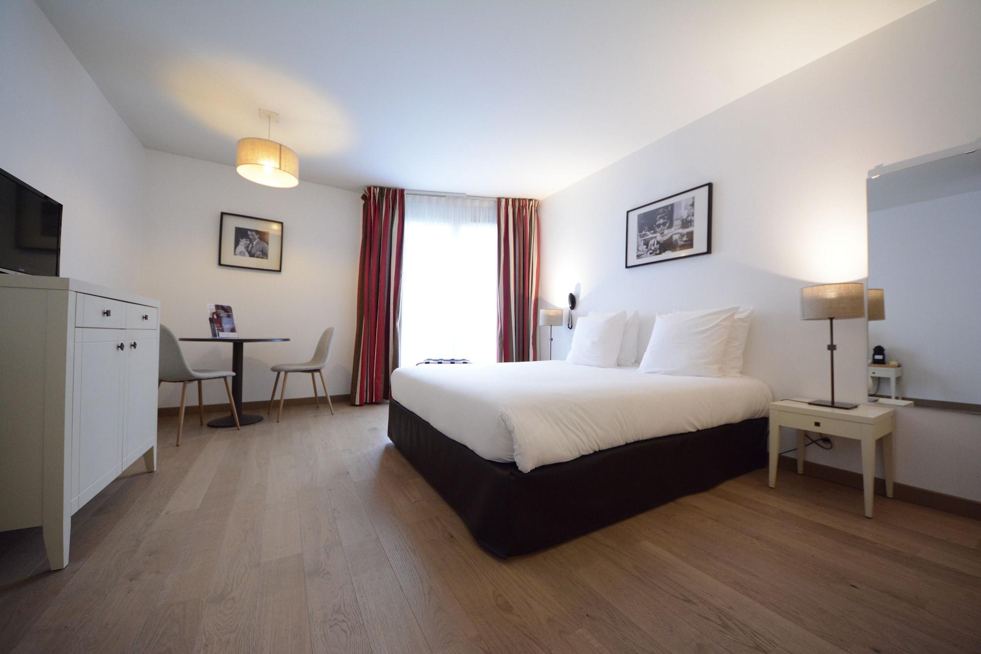 Hotel Cerise ชาตู ภายนอก รูปภาพ